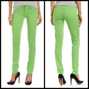 ⏳GONE JUNE 30⏳ Fade to Blue Classic Skinny Jeans